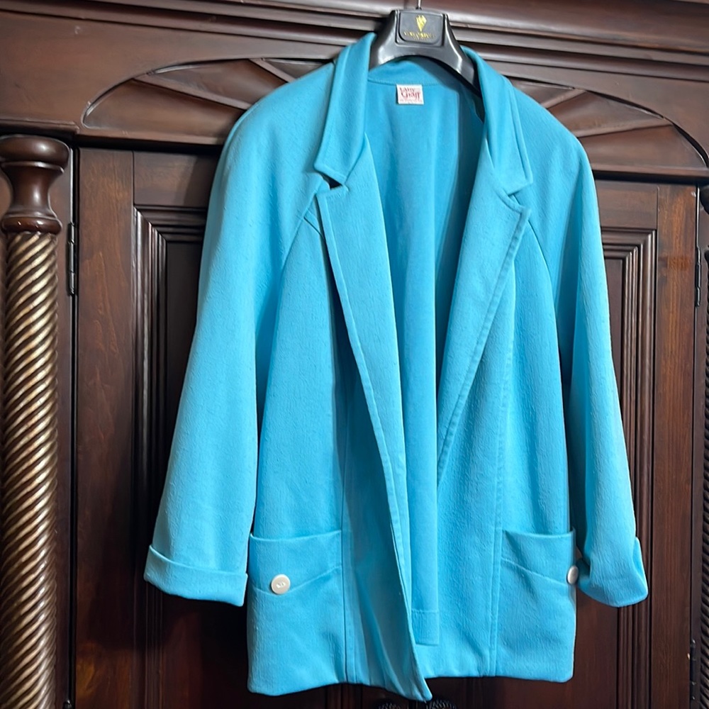 Skirt suit set